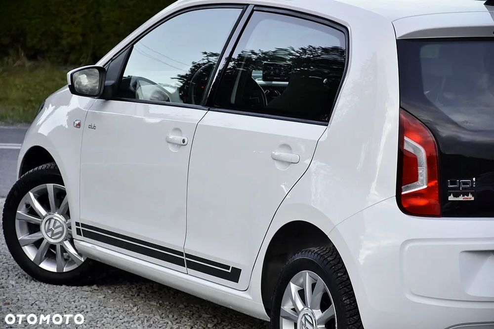 Volkswagen up! 1.0 move - 12