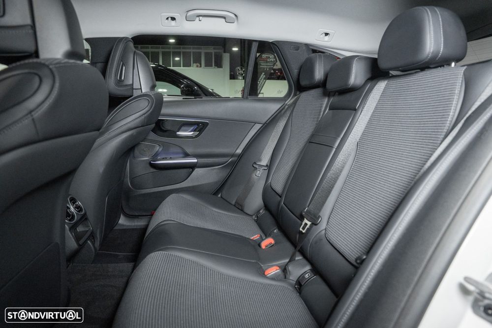 Mercedes-Benz C 300 de Avantgarde - 21