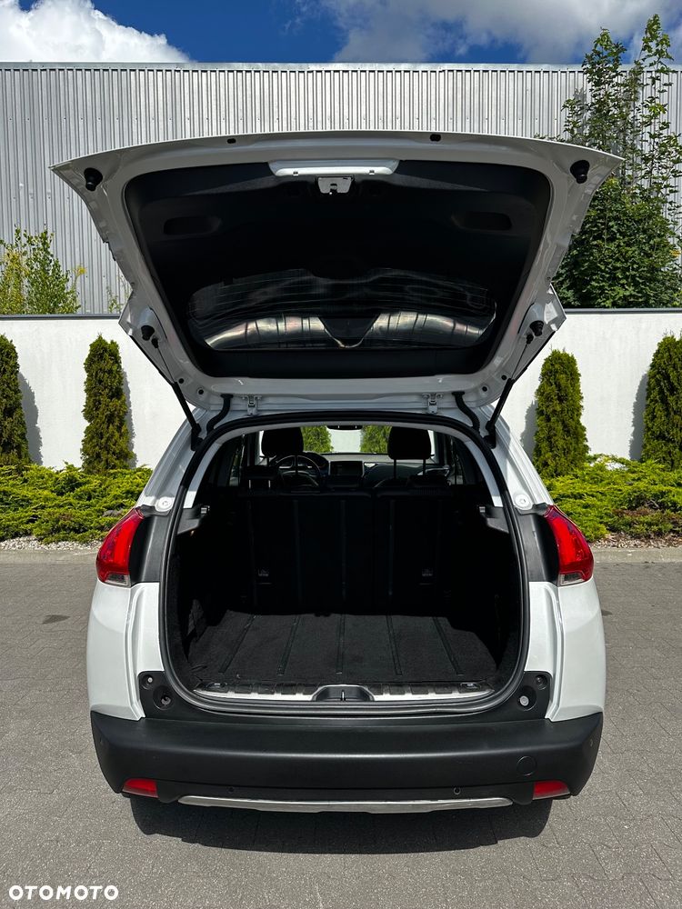 Peugeot 2008 1.6 e-HDi Allure S&S - 12