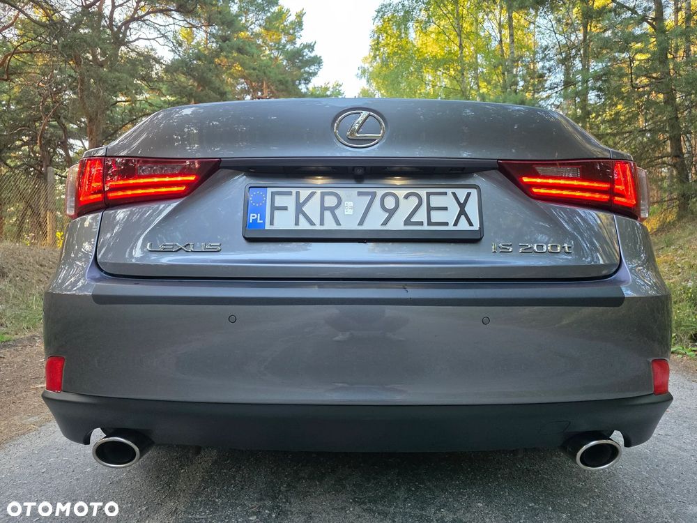 Lexus IS 200t Sport Line - 13