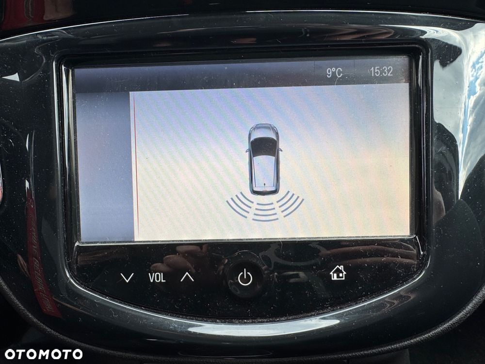 Opel Corsa 1.4 Color Edition - 14