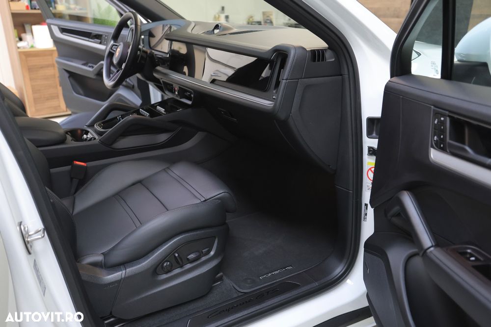 Porsche Cayenne Coupe E-Hybrid Tiptronic S Black Edition - 26