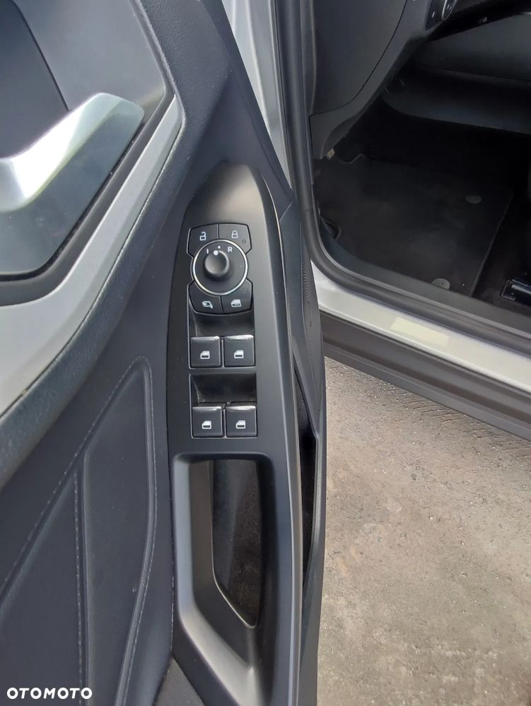 Ford Focus 1.5 EcoBlue STart-Stopp-System TITANIUM - 15