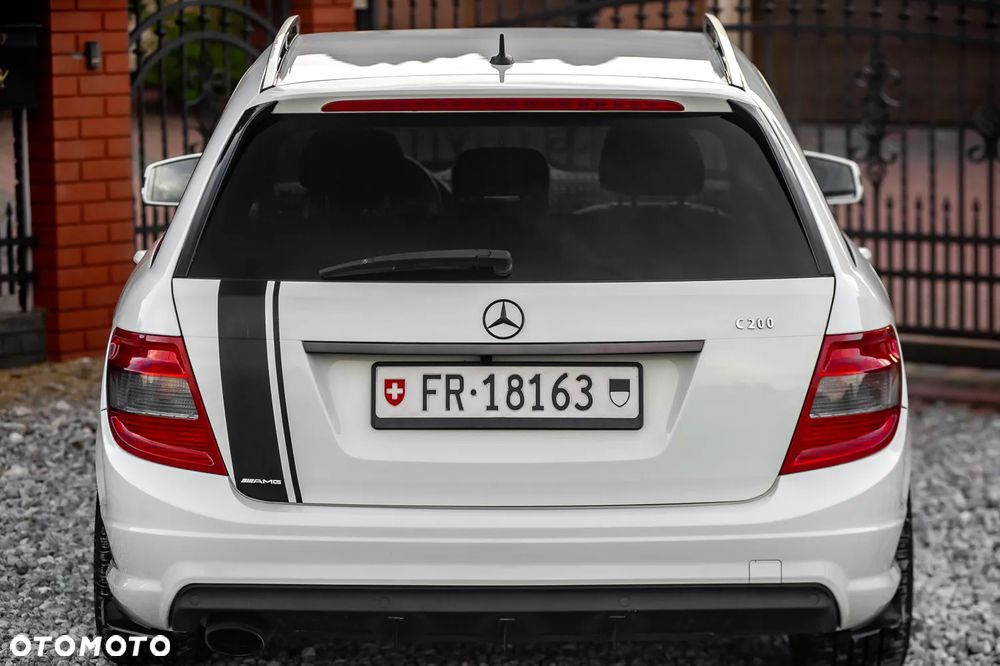 Mercedes-Benz Klasa C 200 T (BlueEFFICIENCY) 7G-TRONIC Elegance - 11