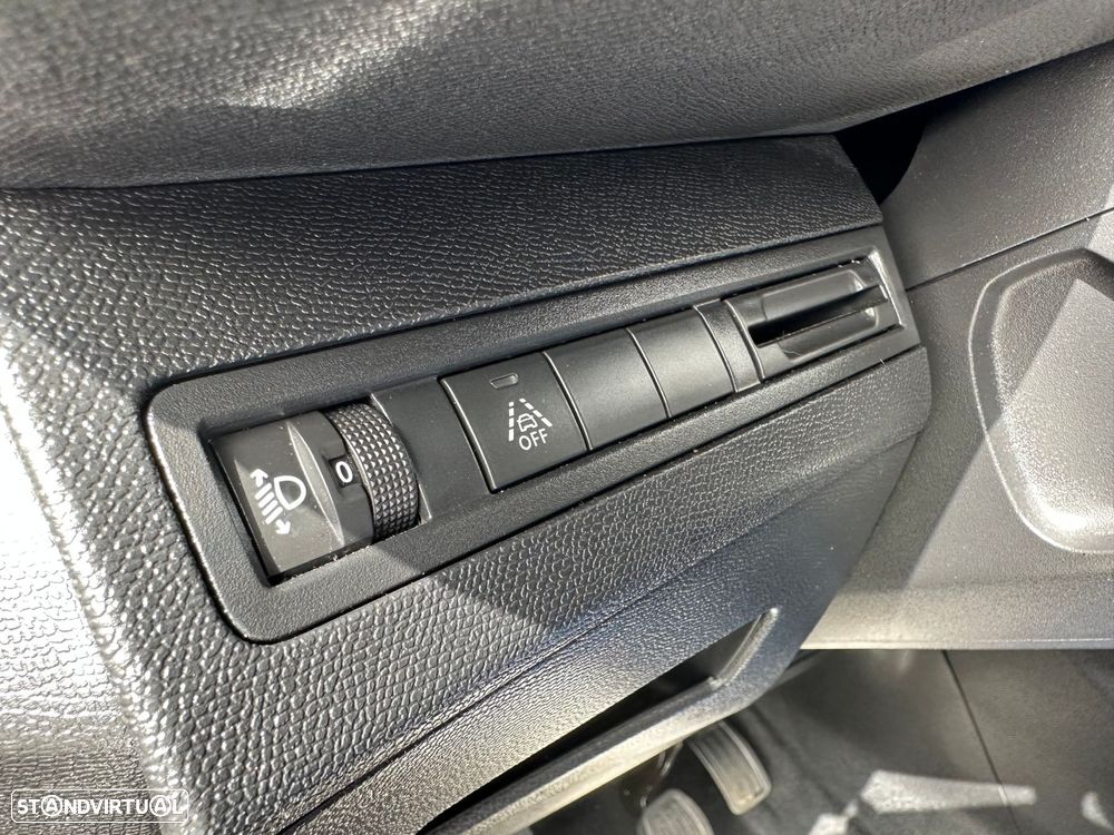 Peugeot 3008 1.5 BlueHDi Allure - 20