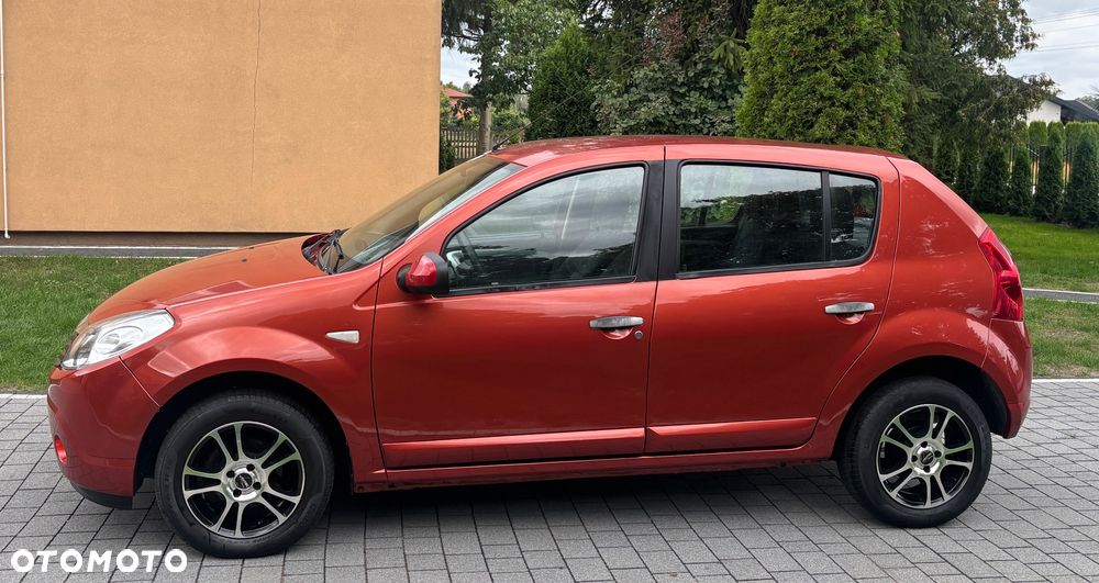 Dacia Sandero 1.6 MPI Laureate - 11