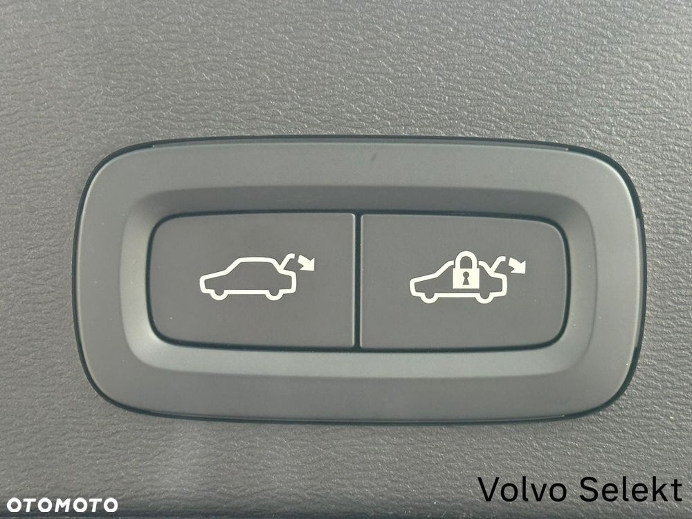 Volvo XC 40 - 20