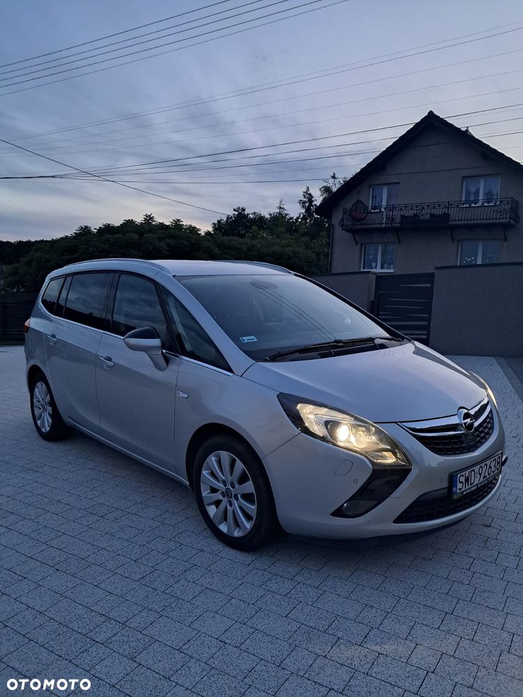 Opel Zafira Tourer 2.0 CDTI Automatik Edition - 3