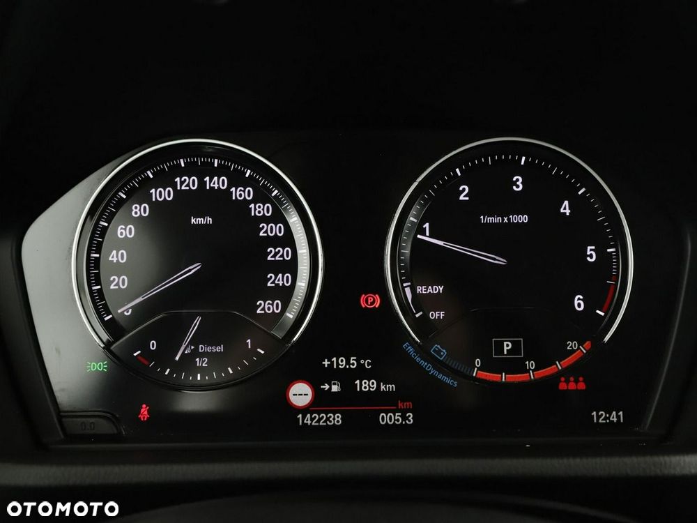 BMW X1 sDrive18d xLine - 23