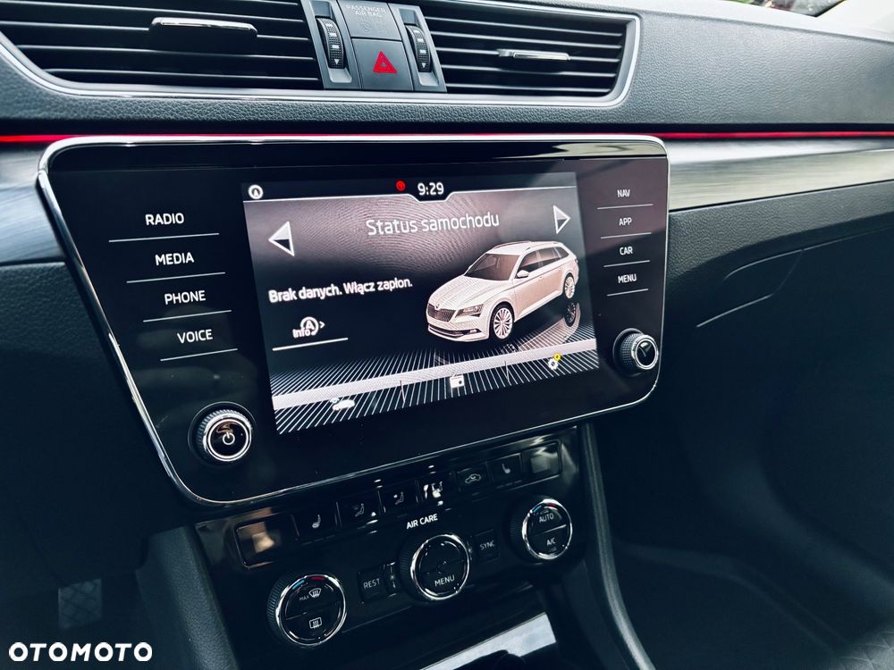 Skoda Superb Combi 2.0 TDI Style - 13