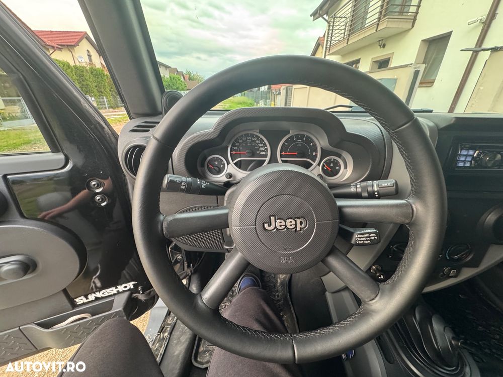 Jeep Wrangler - 14