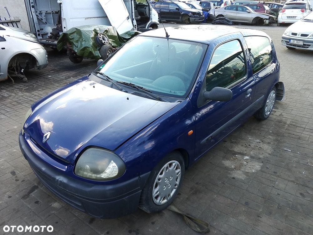 Renault Clio II (98-01r.) 1.2 B 58KM. Silnik D7F 710 Skrzynia JB1 991 (JB1991) lakier OV460.Cały na części. GWARANCJA !!! Przód Tył Zestaw Komplet Drzwi Klapa Zderzak Błotnik Maska Grill Atrapa Szyba Pas Lampa Lusterko Boczki Fotel Kanapa Kokpit Deska Rozdzielcza Przełącznik Włącznik Sterownik Przewody Wiązka Instalacja Moduł Komputer Czujnik Listwa Pompa Alternator Wtryski Głowica Rozrusznik Kompresor Sprzęgło Dwumas Silnik Skrzynia ABS Klimatyzacji Paliwa Wspomagania Kolektor Turbina Przepustnica Zawór Chłodnica Koło Hak Belka Sanki Zawieszenie Mcpherson Półoś Amortyzator Wydech Tłumik Zacisk Most - 1