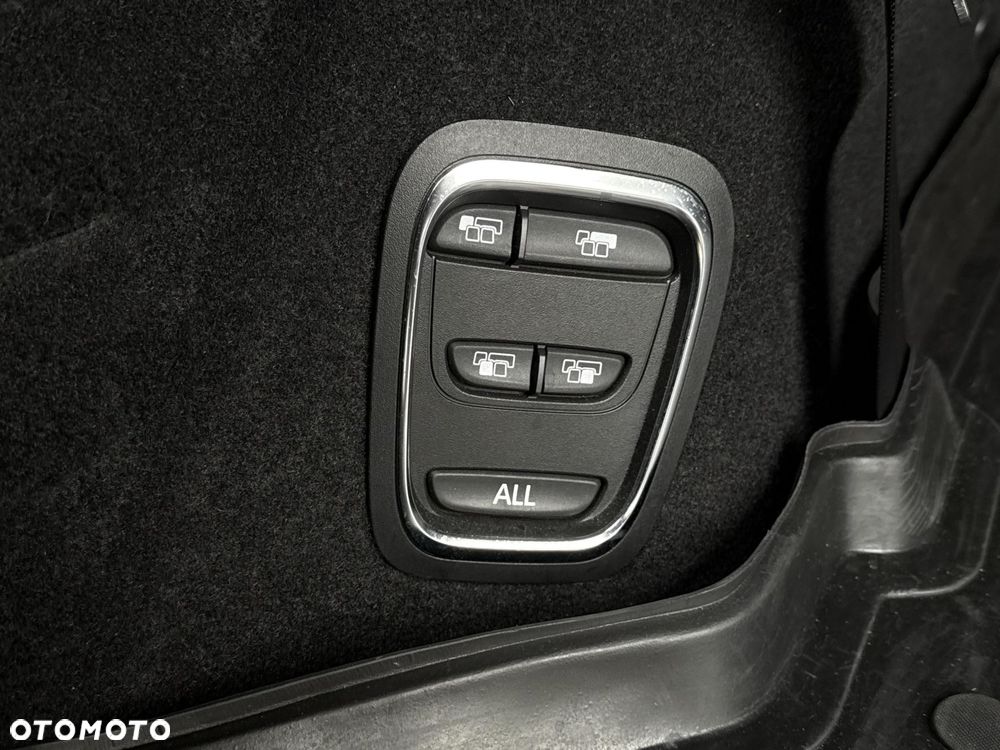 Renault Scenic 1.3 TCe FAP Intens - 14