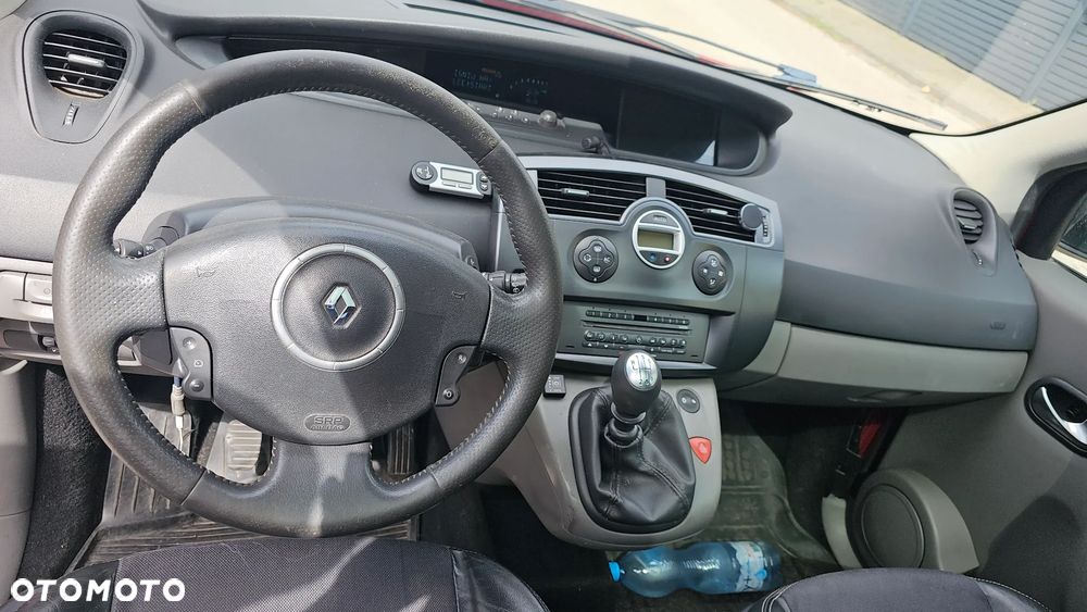 Renault Scenic 2.0T 16V Privilege - 8