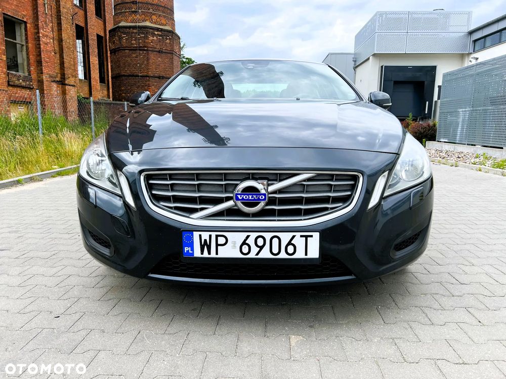 Volvo S60 DRIVe - 9