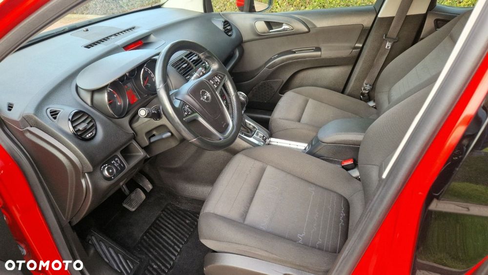Opel Meriva - 11