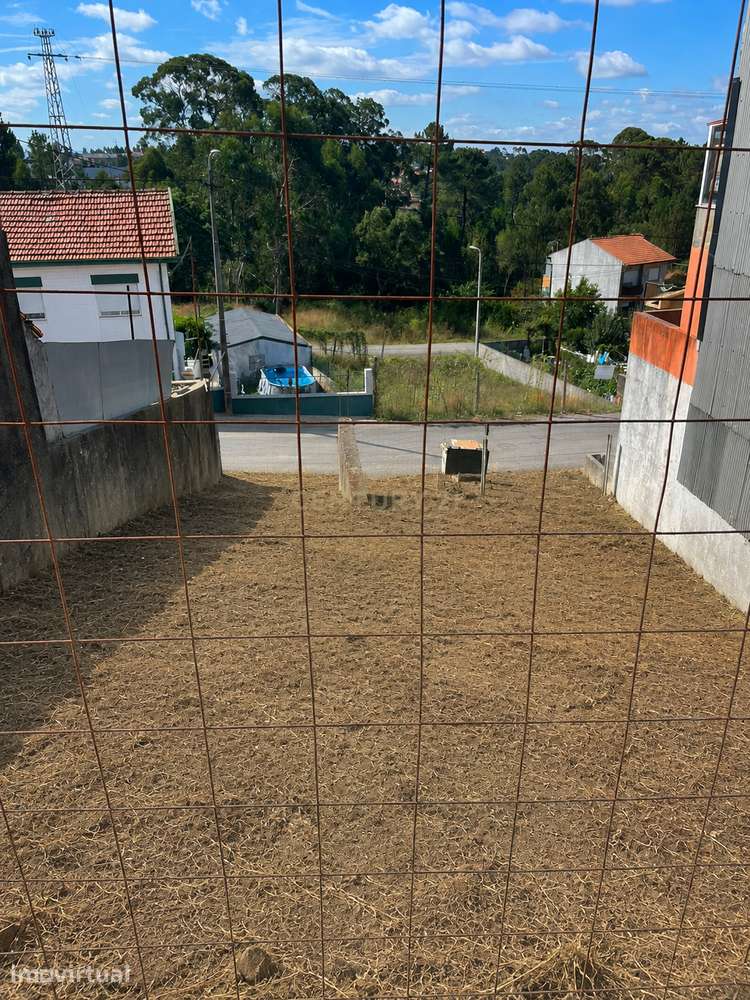 Terreno Urbano com 225 m² | Viabilidade para Moradia de 192 m² de Cons - Grande imagem: 4/6