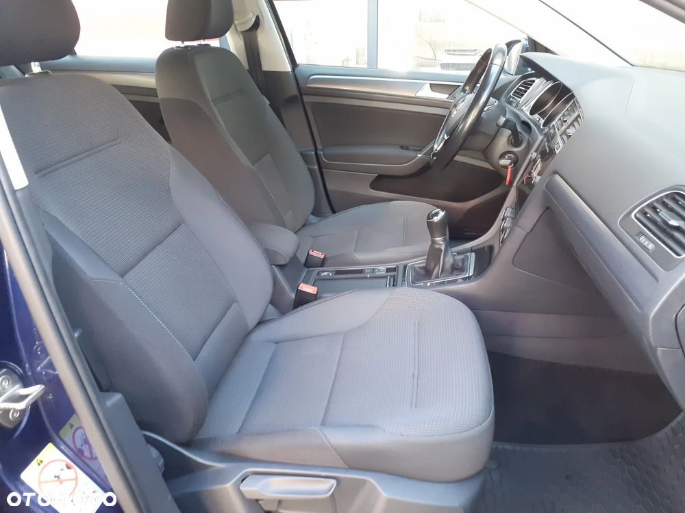 Volkswagen Golf 1.5 TSI BMT Comfortline - 25