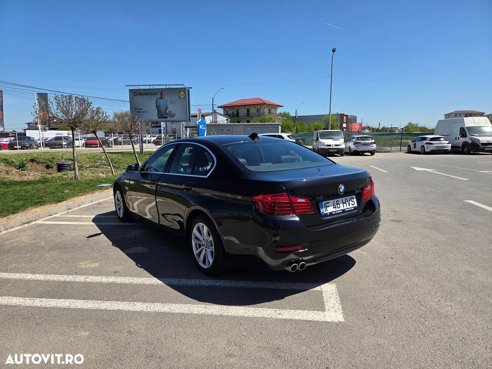 BMW Seria 5 520d xDrive - 4