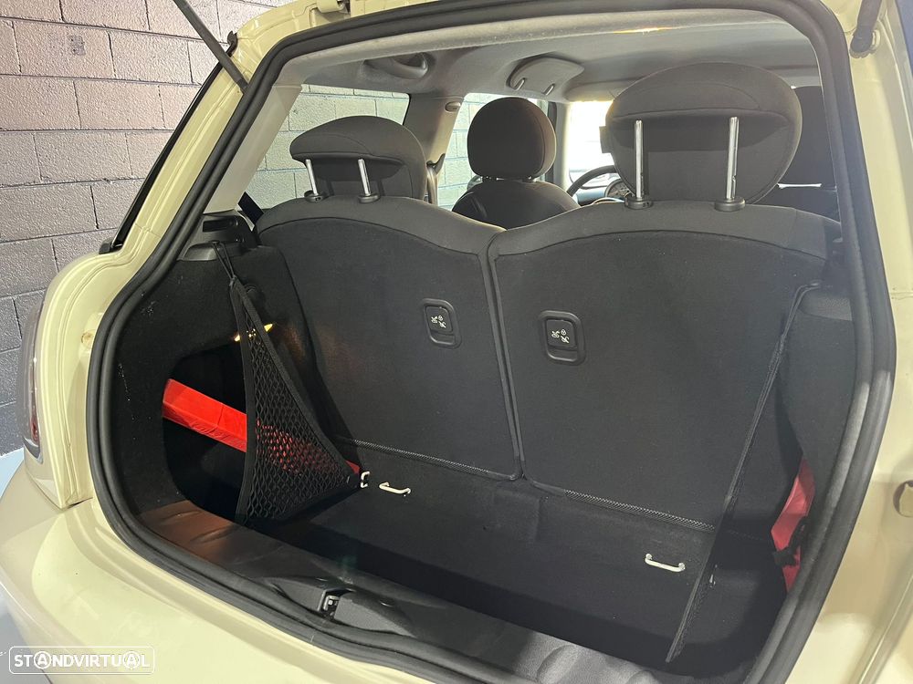 MINI 3 Portas One - 22