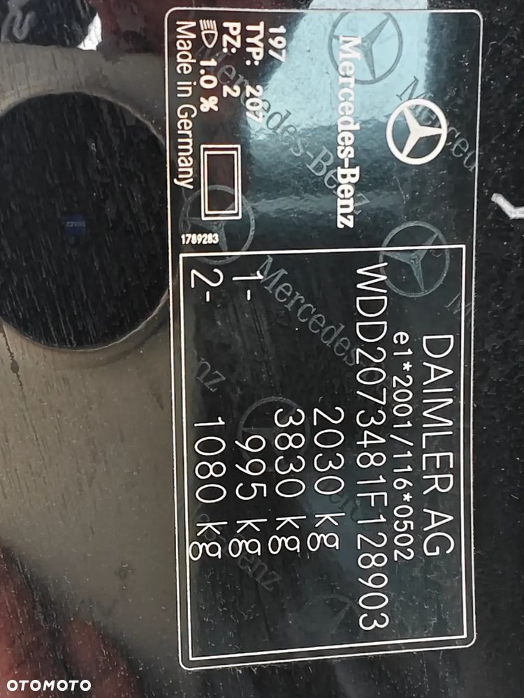 Mercedes-Benz Klasa E - 22