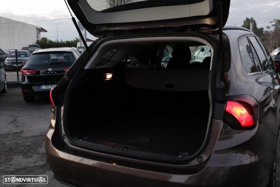 Fiat Tipo Station Wagon 1.6 M-Jet Lounge J17 DCT - 6