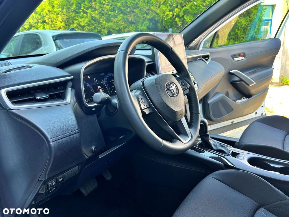Toyota Corolla Cross - 9