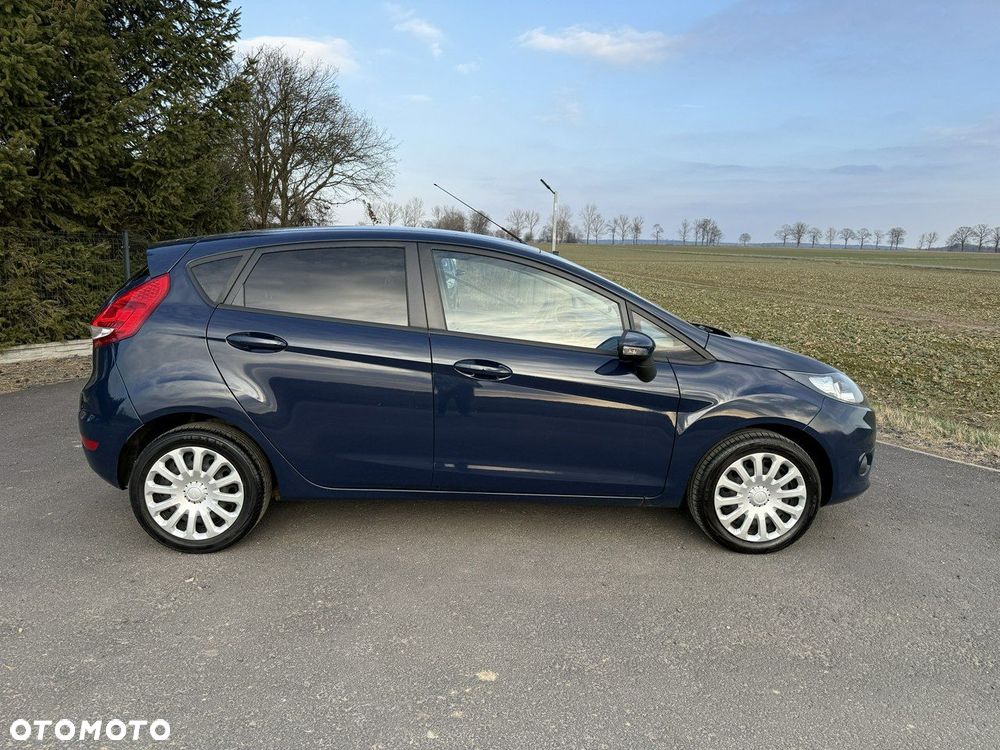Ford Fiesta - 12