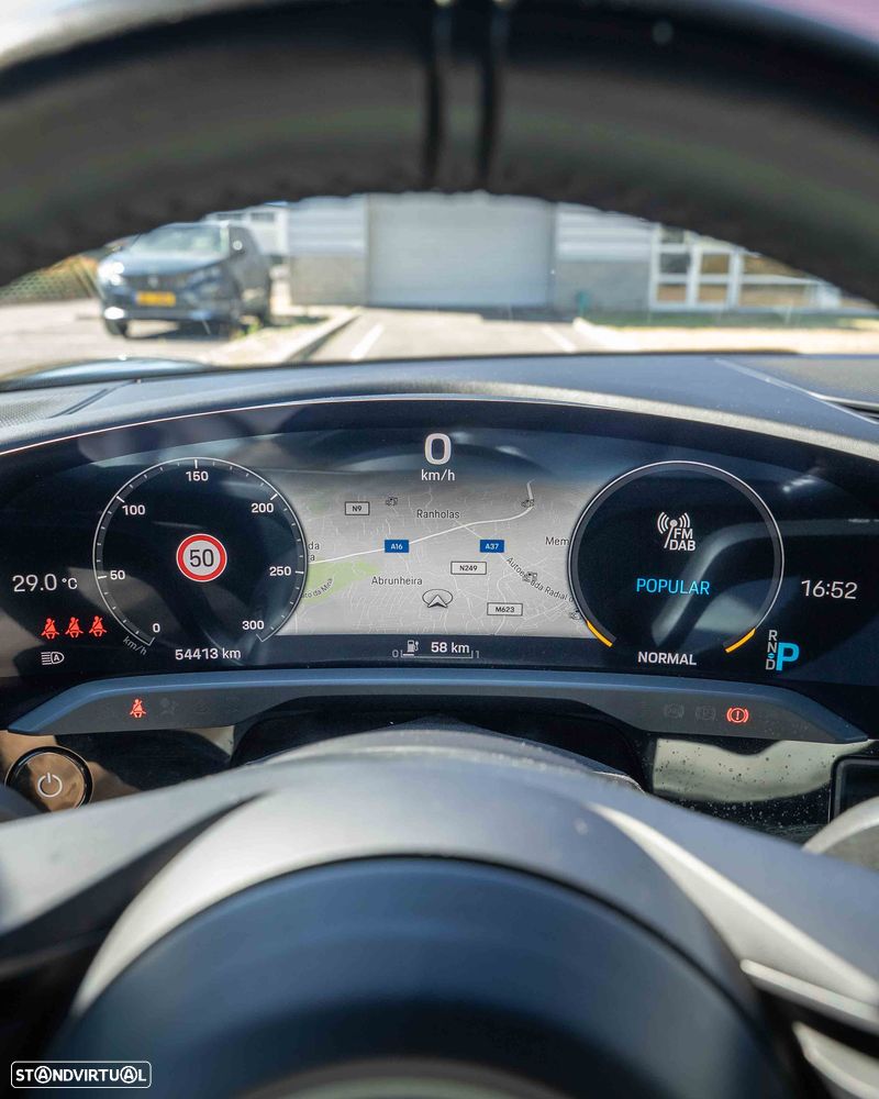 Porsche Taycan Turbo S - 29
