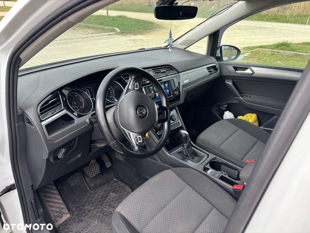 Volkswagen Touran 2.0 TDI BMT Comfortline DSG - 27