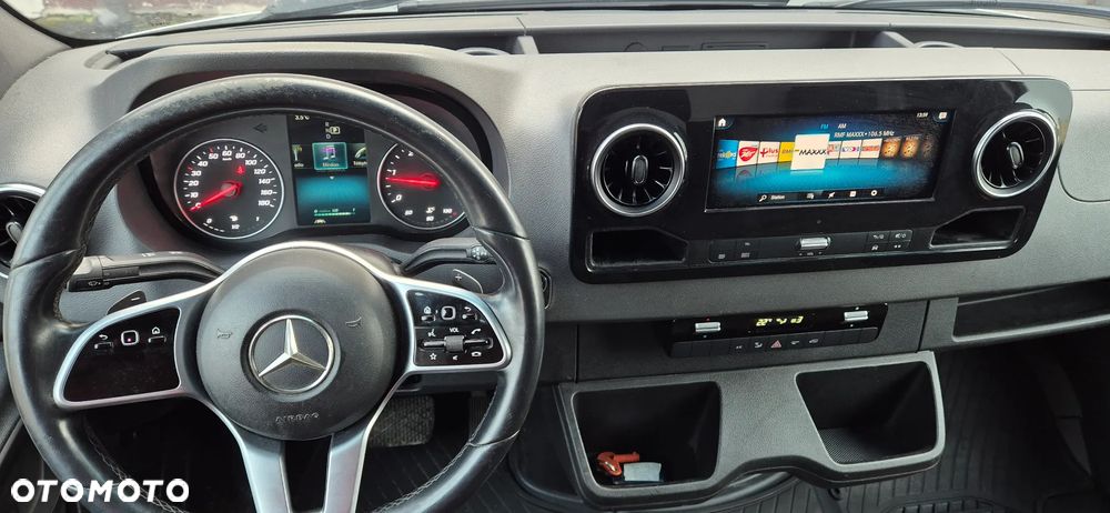 Mercedes-Benz Sprinter - 7