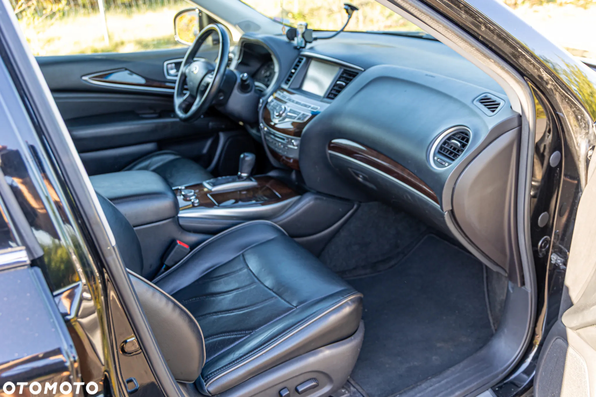 Infiniti QX60 3.5 Hi-Tech - 11