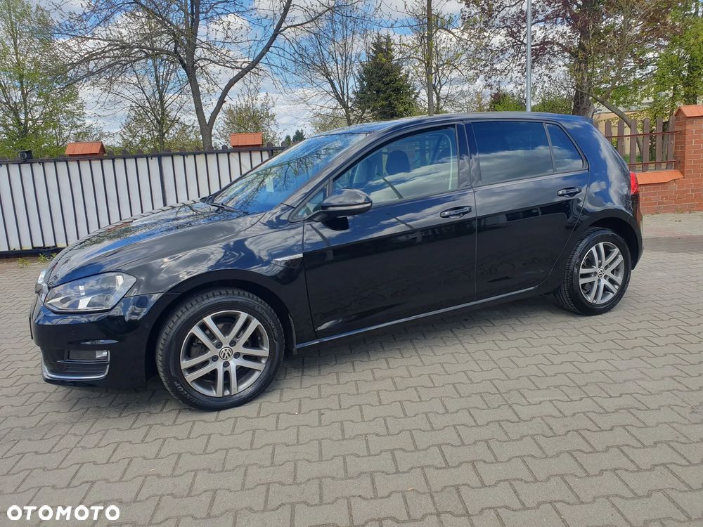 Volkswagen Golf 1.2 TSI BMT Trendline Perfectline - 2