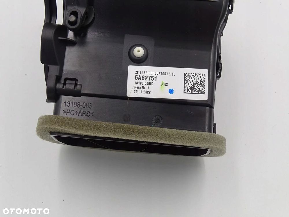 BMW 5 G60 G61 LEWA KRATKA NAWIEWU DESKI ROZDZIELCZEJ - 4
