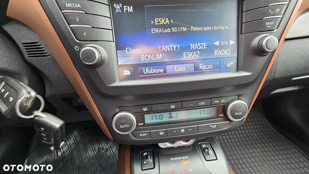 Toyota Avensis - 34
