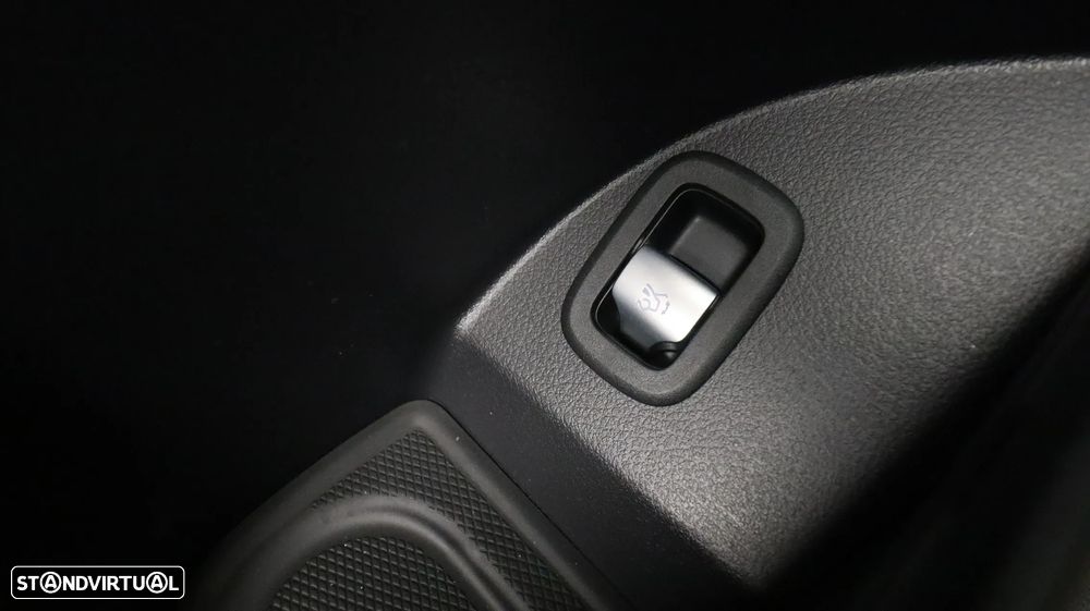 Mercedes-Benz GLC 300 d 4Matic - 29