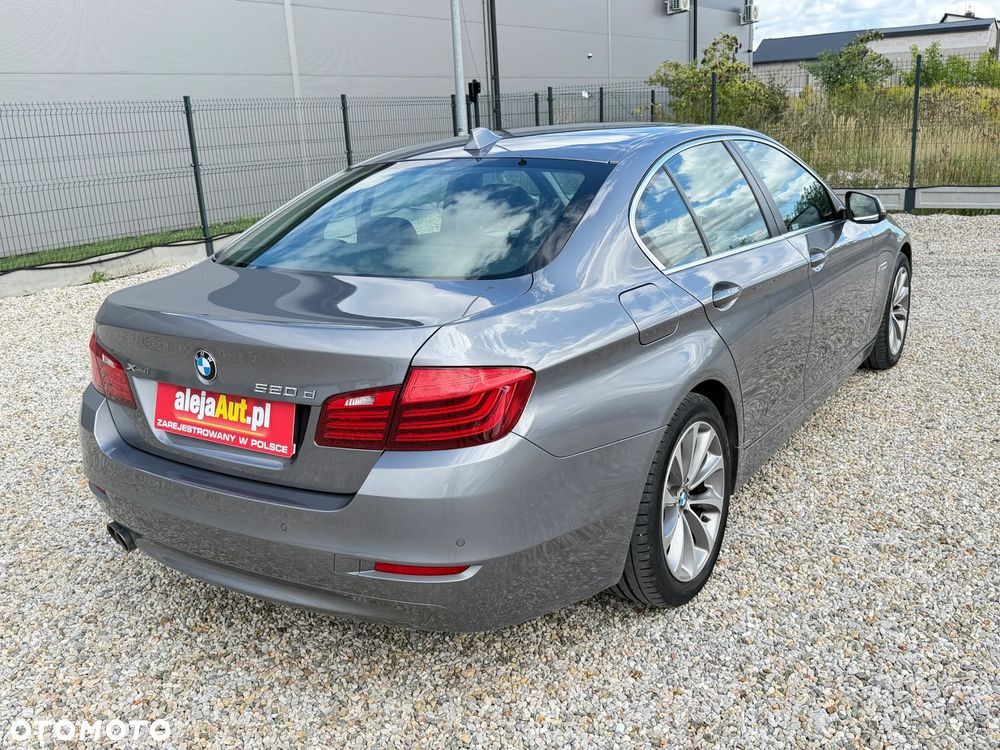 BMW Seria 5 520d xDrive Sport Line - 5