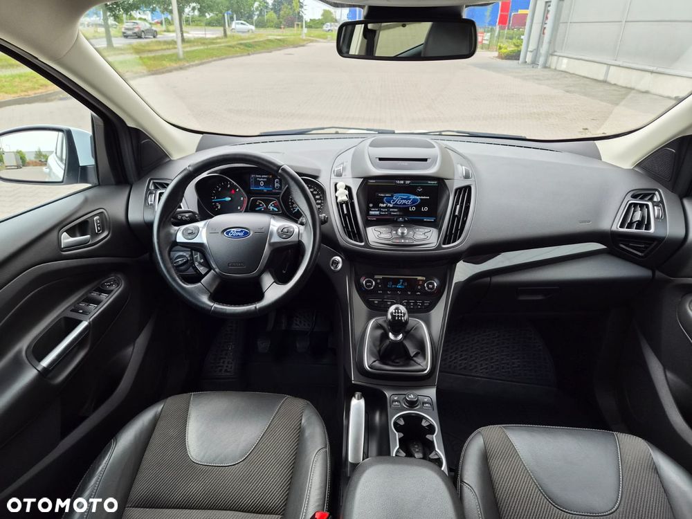 Ford Kuga 2.0 TDCi FWD Titanium - 16