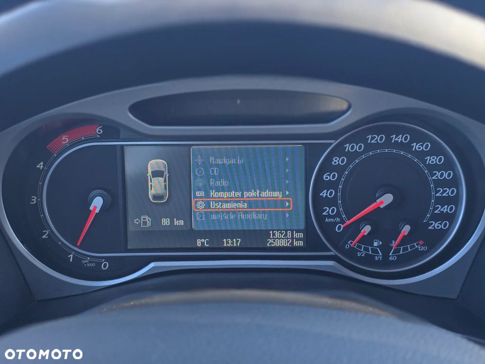 Ford Mondeo - 12