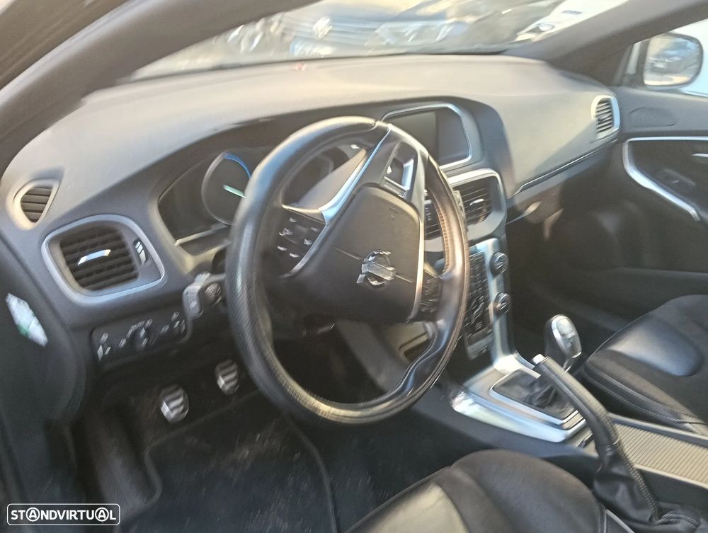 Volvo V40 1.6 D2 R-Design - 16