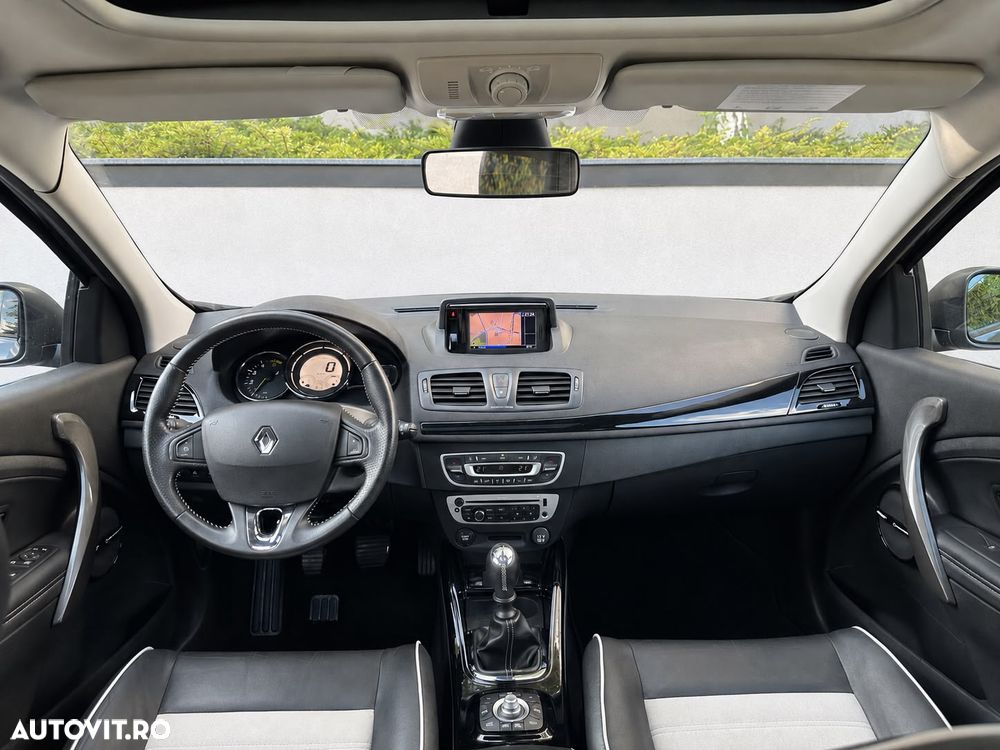 Renault Megane ENERGY dCi 110 Start & Stop Bose Edition - 9