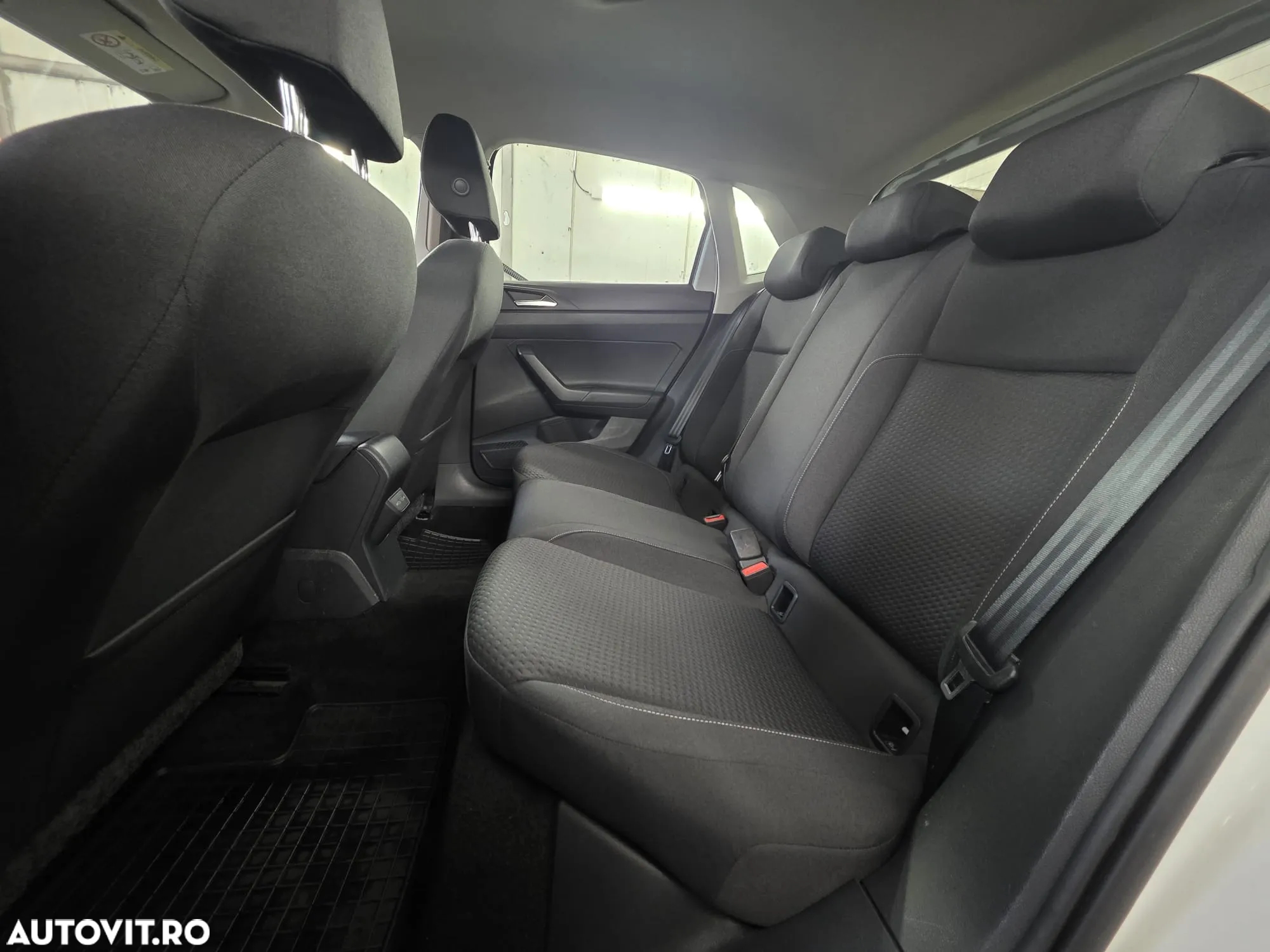 Volkswagen Polo 1.0 TSI Comfortline - 20