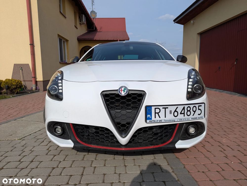 Alfa Romeo Giulietta 1.8 TBi 16V TCT Veloce - 8