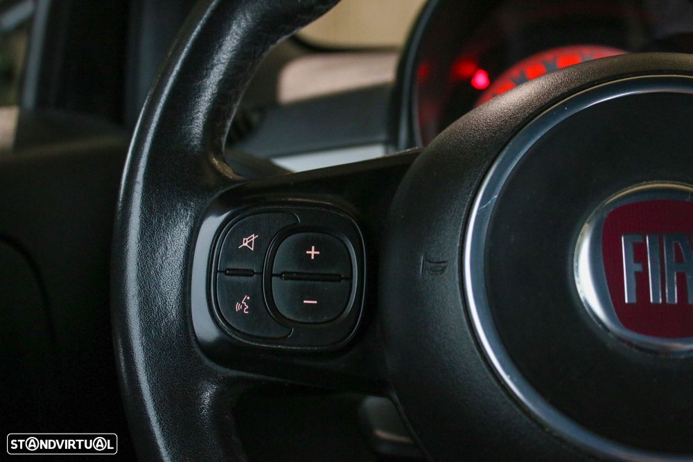 Fiat 500C 1.0 Hybrid Connect - 26