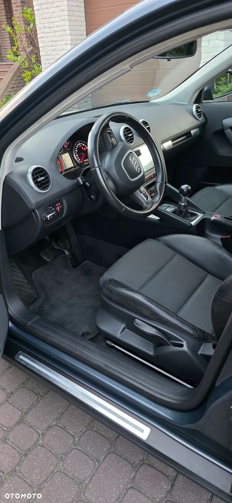 Audi A3 Sportback - 14