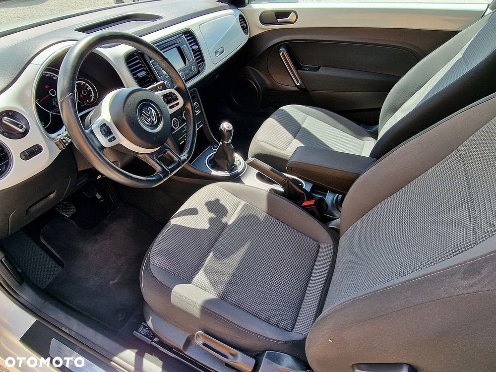 Volkswagen Beetle 2.0 TDI Design - 8