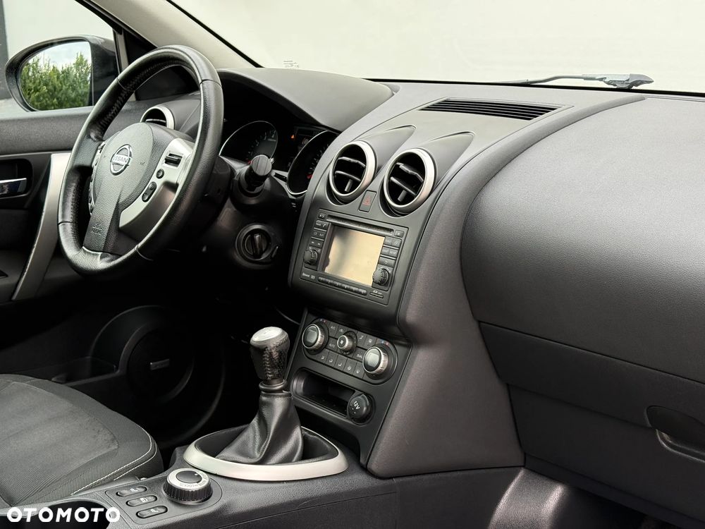Nissan Qashqai - 24