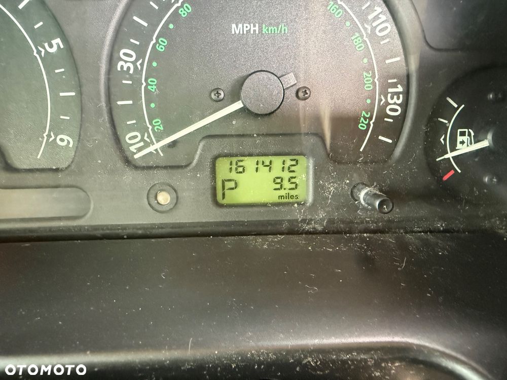 Land Rover Discovery - 12