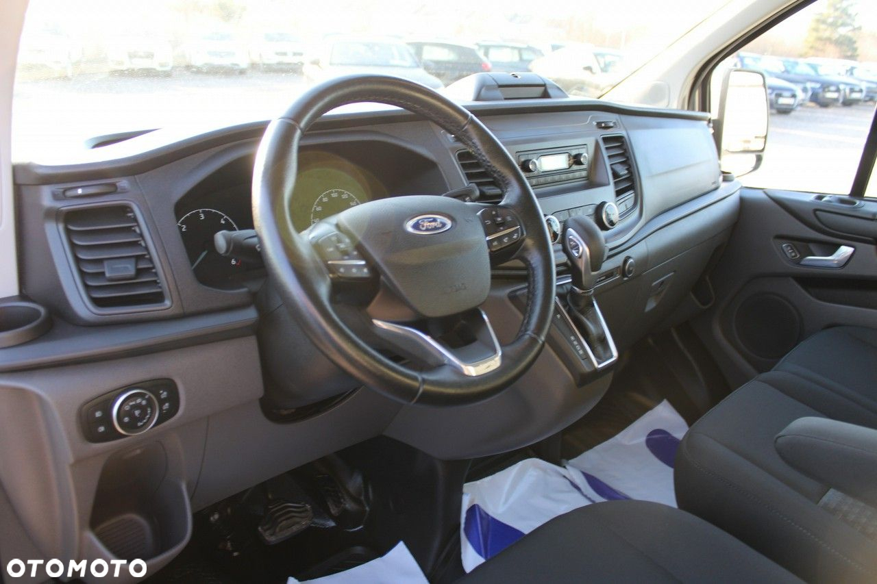 Ford Custom - 13