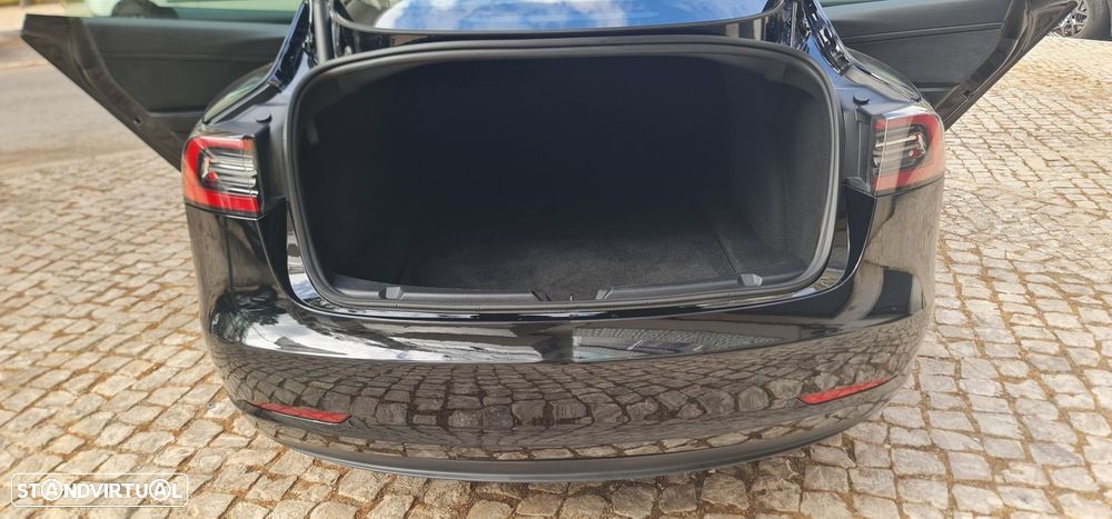 Tesla Model 3 Long Range RWD - 10